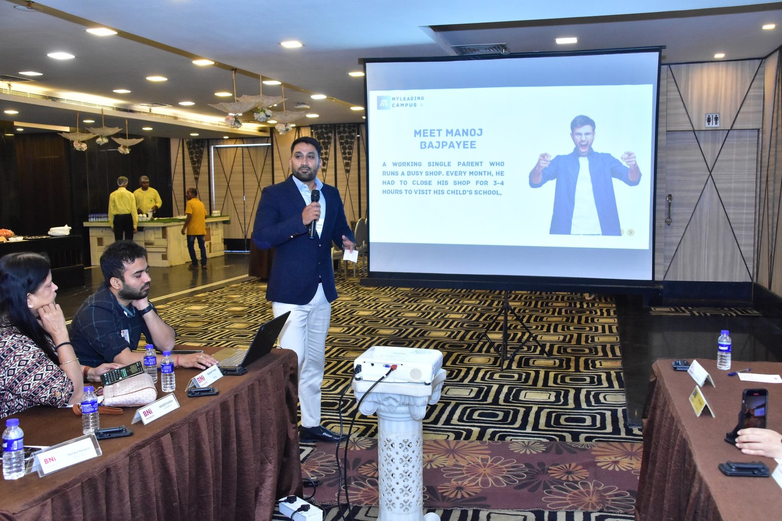Myleading Campus - On Stage